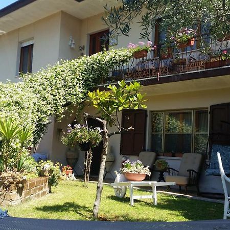 A Casa Di Gabri Bed & Breakfast San Giovanni In Marignano Bagian luar foto