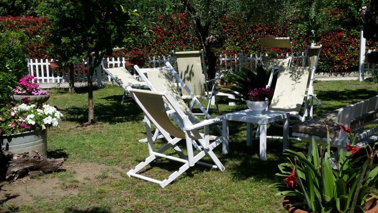 A Casa Di Gabri Bed & Breakfast San Giovanni In Marignano Bagian luar foto