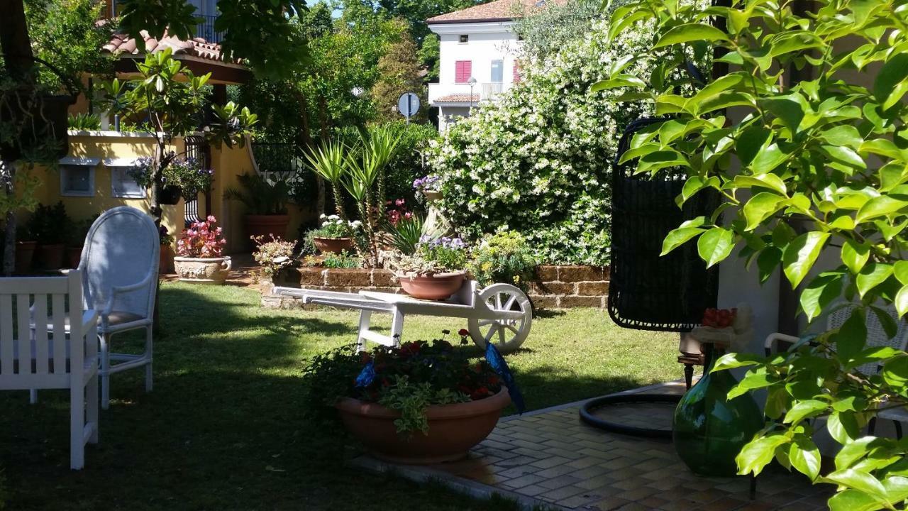 A Casa Di Gabri Bed & Breakfast San Giovanni In Marignano Bagian luar foto