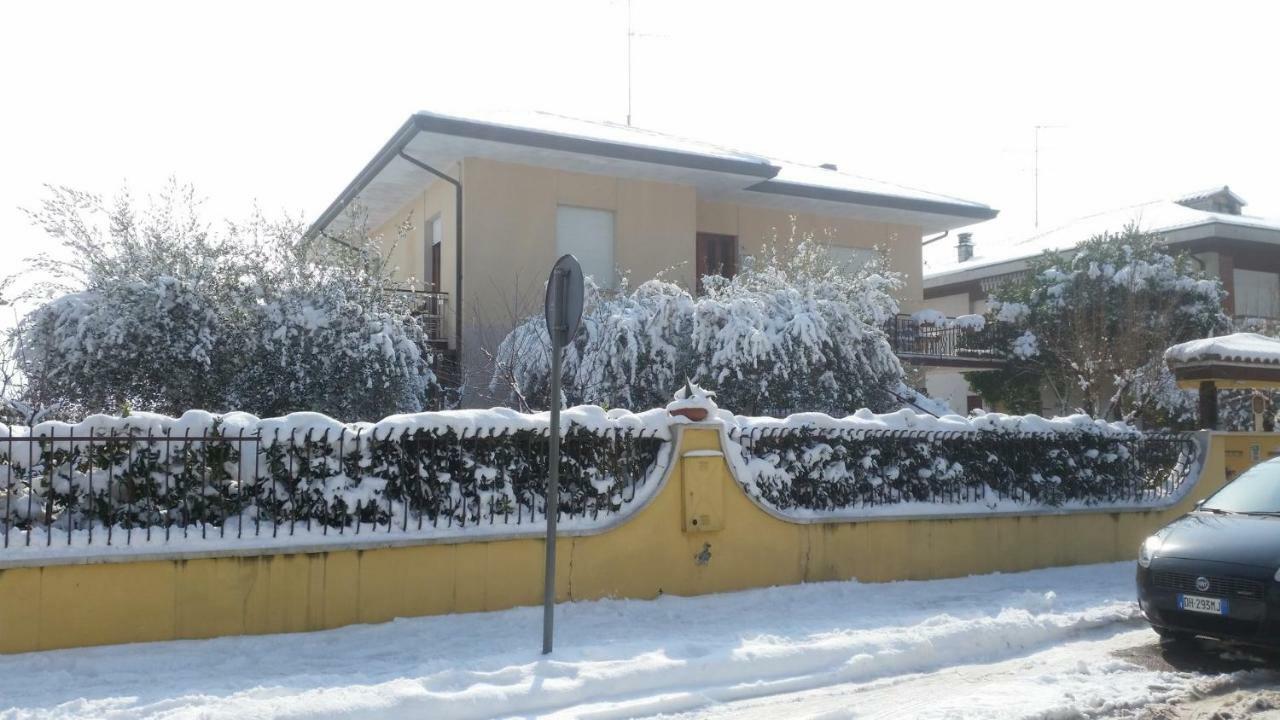 A Casa Di Gabri Bed & Breakfast San Giovanni In Marignano Bagian luar foto